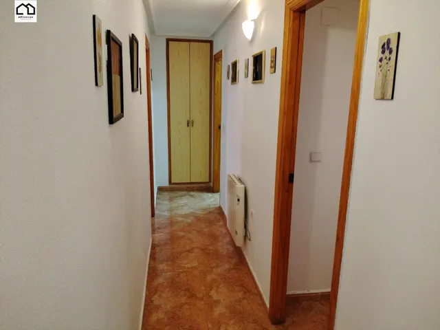 ¡Descubre esta amplia, luminosa y cuidada vivienda de 75 m2, en una de las zonas con más servicios y posibilidades de Torrevieja! — 11