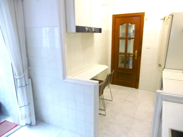VIVIENDA DE 2 DORMITORIOS Y TERRAZA FRENTE A PLAZA DE TOROS — 34