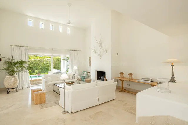 Chalet 4 habitaciones 615m² en venta - Costa Del Sol - foto 3