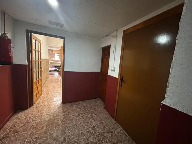 Local comercial 270m² en venta - La Arboleja — 16