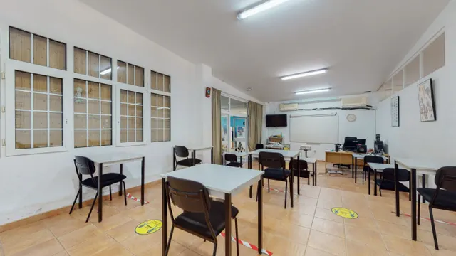 Gran local comercial de 1295m2 en Benalmadena — 13