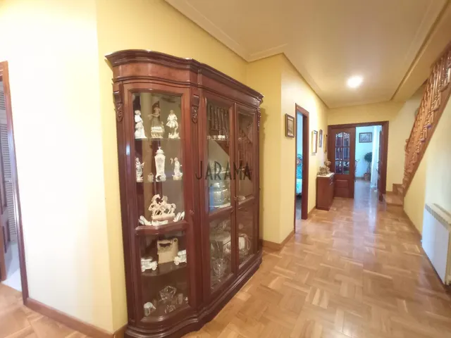 Chalet en Corella con jardín — 6