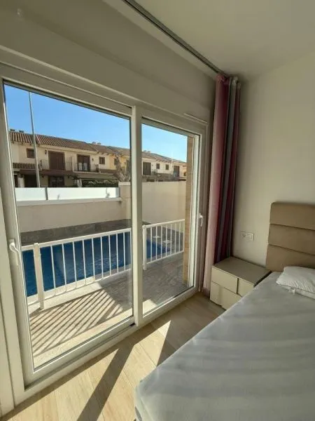 Casa 4 habitaciones 150m² en venta - Zona Pueblo — 15