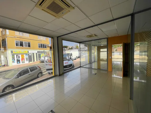BAJO COMERCIAL EN ESQUINA EN VERA — 8