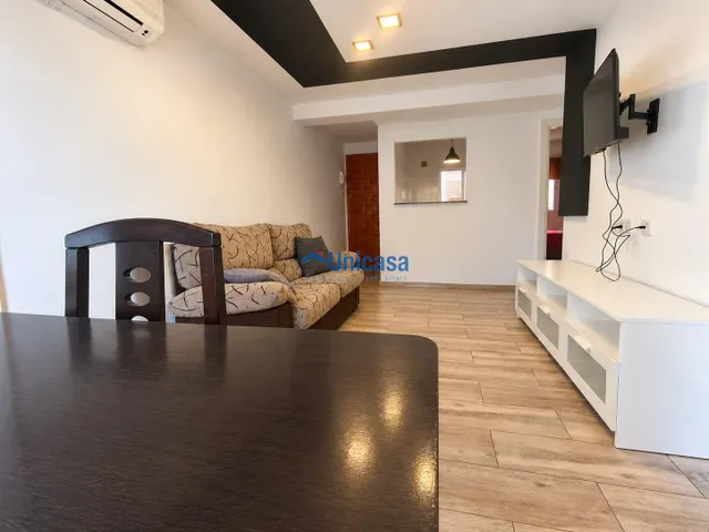 Piso reformado de 2 dormitorios junto a carlos haya | ideal para vivir o invertir — 8