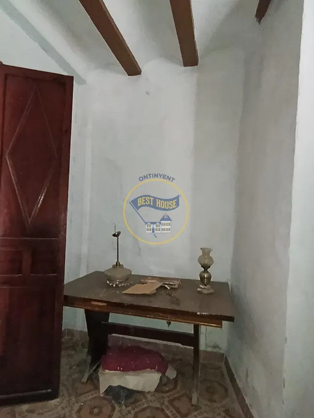 Oportunidad amplia casa de pueblo en Montesa para reformar a tu gusto — 11