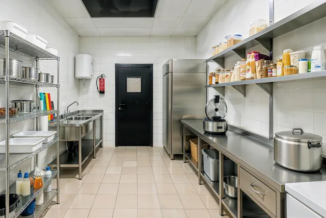 TRASPASO DE RESTAURANTE EN CASTELLÓN DE LA PLANA !! EXCELENTE OPORTUNIDAD !! — 14