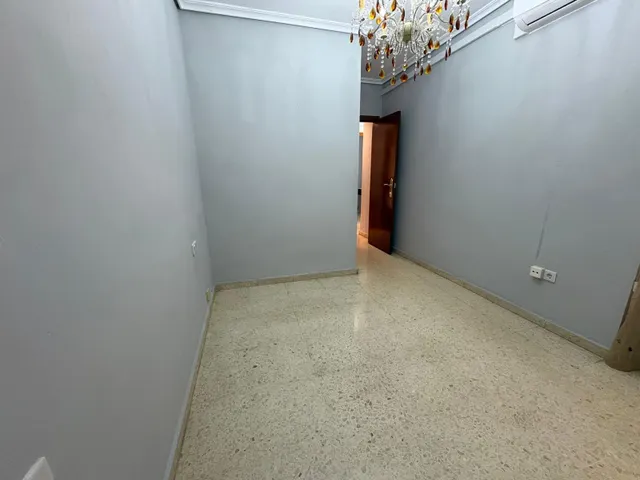 4 habitaciones y ascensor junto a la Avenida del Aeropuerto — 32