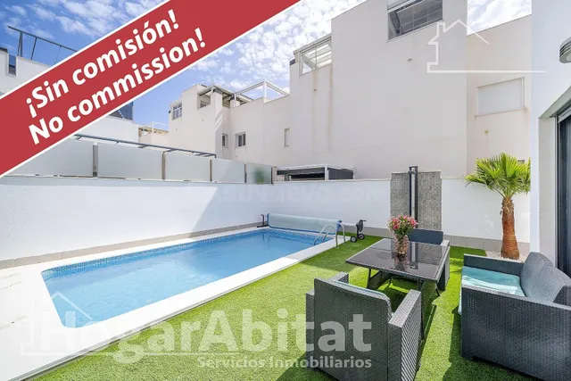 ¡EXTRAORDINARIO CHALET! AMPLIO Y SEMINUEVO CON PISCINA PRIVADA Y TRES TERRAZAS — 2
