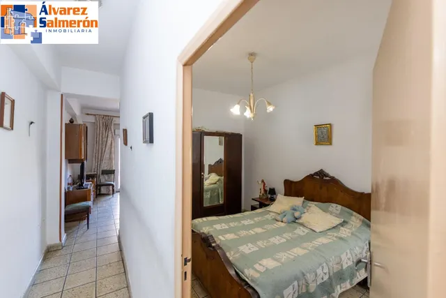 Piso para reformar junto a Plaza Einstein – 3 dormitorios y vistas despejadas — 9