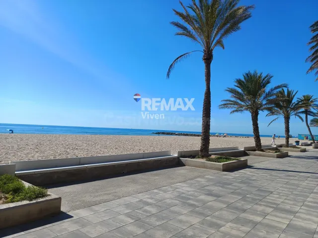 Excelente estudio ubicado en pleno paseo marítimo de Cubelle