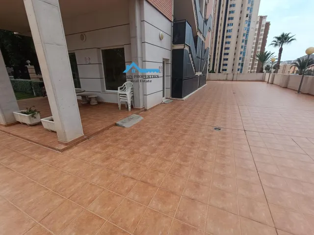 Luminoso piso con terraza y piscina cerca de Poniente. — 17