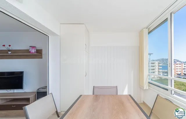 Apartamento en perfecto estado con un dormitorio y vistas al - foto 4