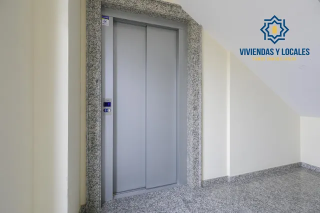 Ático en venta en La Zubia — 30