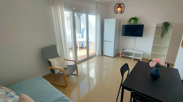Apartamento de 1 dormitorio con terraza y piscina en Urbanización Milenio III en San Juan de los Terreros — 7