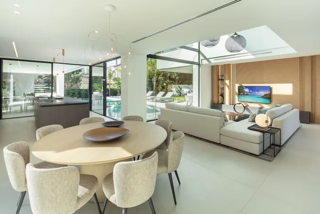Chalet 5 habitaciones 667m² en venta - Marbella — 11