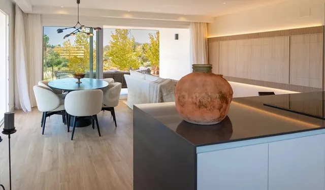 EN UN ENTORNO INIGUALABLE, VIVIENDAS DE 1 DORMITORIO CON GRA - foto 4