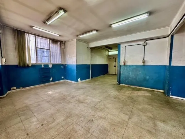 Loft industrial de 140 m2 para estudio creativo u oficina en Poblenou – 259.000 € — 30