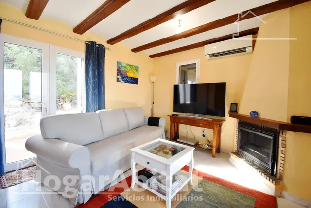 ¡VISTAS ESPECTACULARES! CASA AMPLIA Y EXTERIOR CON TRES TERR - foto 4