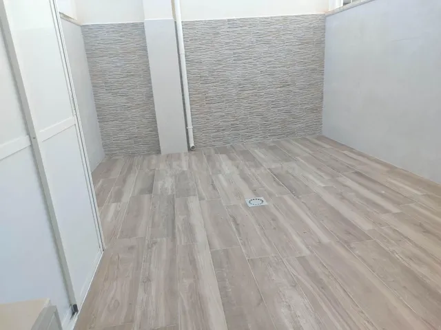 EXCELENTE UNIFAMILIAR CON VAROS AMBIENTES PARA LA FAMILIA — 4