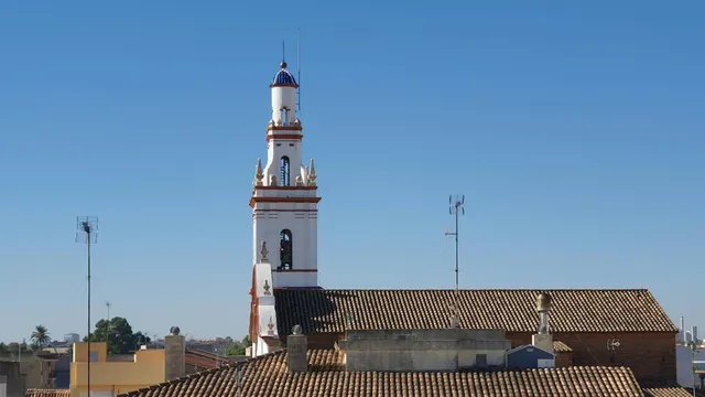 Casa de pueblo tradicional de 250 m2 en Canet centro: 3 alturas diáfanas para proyecto de rehabilitación a medida — 6