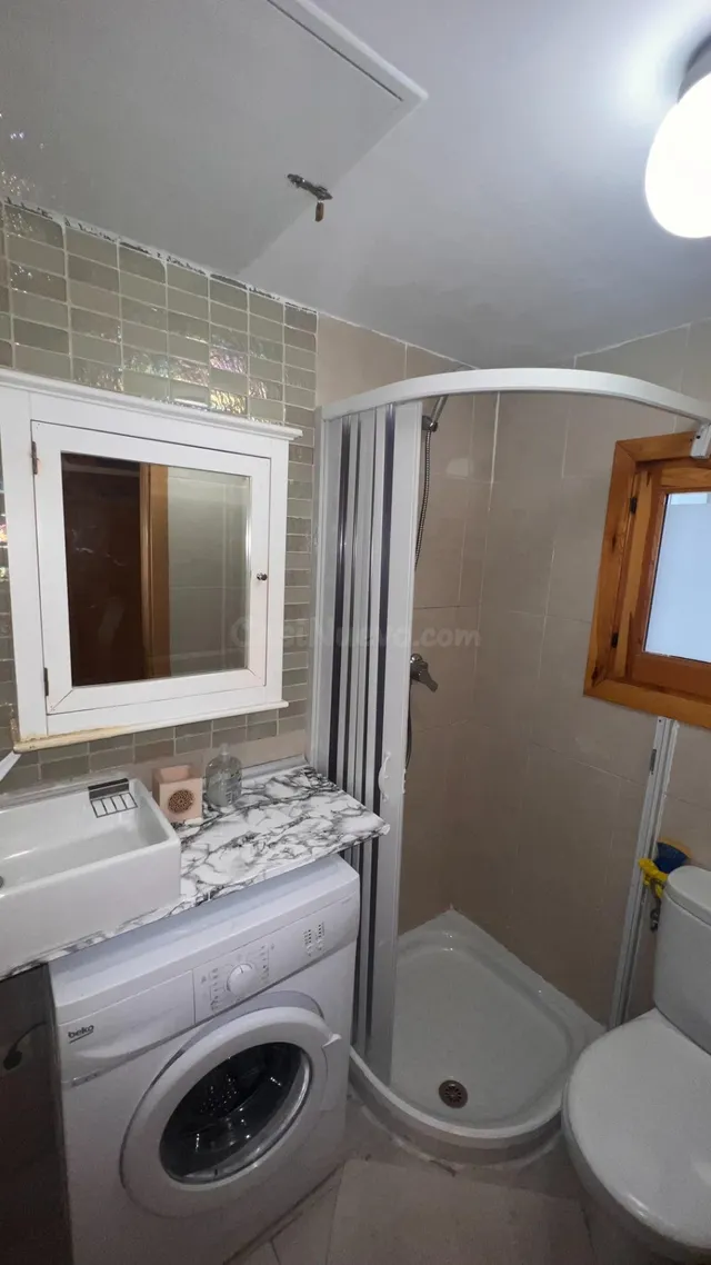 FICASA ALQUILA DUPLEX EN CALLE ABADES - foto 3