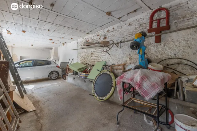 EXCEPCIONAL OPORTUNIDAD EN PLENO CENTRO DE HUÉTOR VEGA — 17