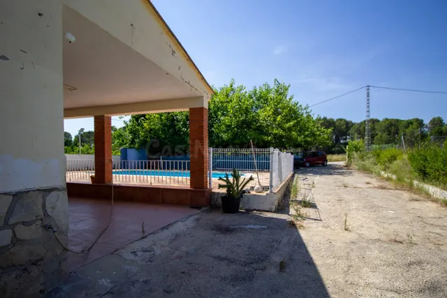 CHALET EN ALQUILER DE LARGA DURACIÓN EN LAS AFUERAS DE L’OLL - foto 2