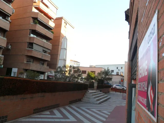 OPORTUNIDAD ÚNICA, LOCAL COMERCIAL O REALIZAR VIVIENDA como ESTUDIO  EN AV, MADRID , EL MEJOR PRECIO DE LA ZONA ¡¡GRAN CHOLLO!! — 9