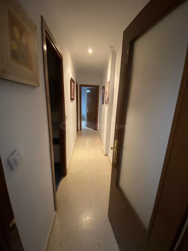 Amplia vivienda en zona centro - playa — 6