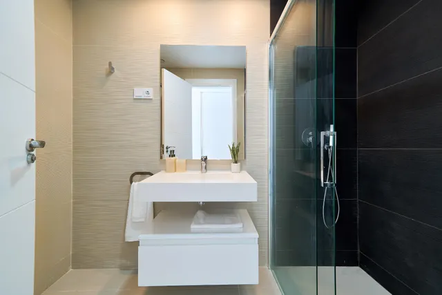 Elegante apartamento con jardín — 19