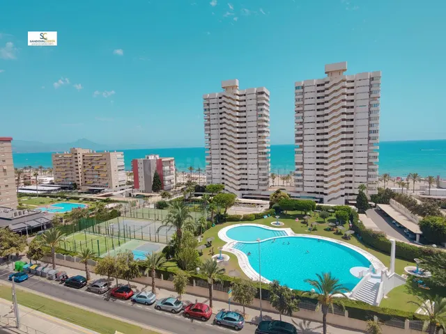 PISO EN VENTA EN LA PLAYA DE SAN JUAN