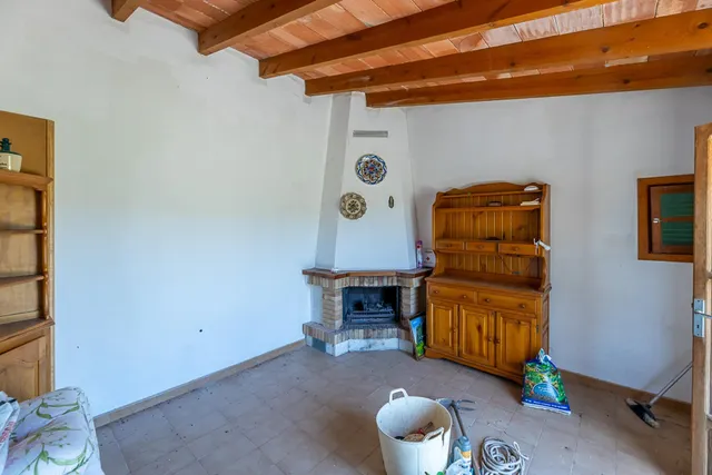 SE VENDE FANTASTICA FINCA RÚSTICA CON 35.000M2 DE TERRENO EN CALVIÀ — 23