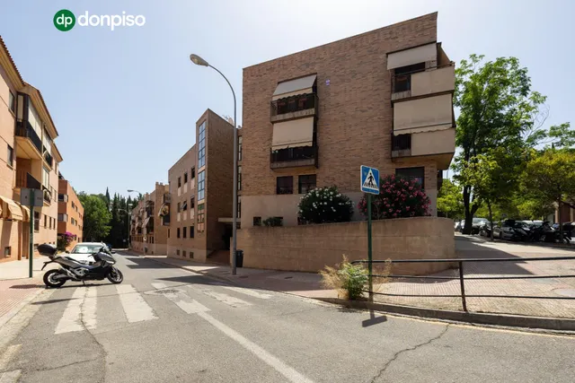 Piso 4 habitaciones 133m² en venta - El serrallo — 35