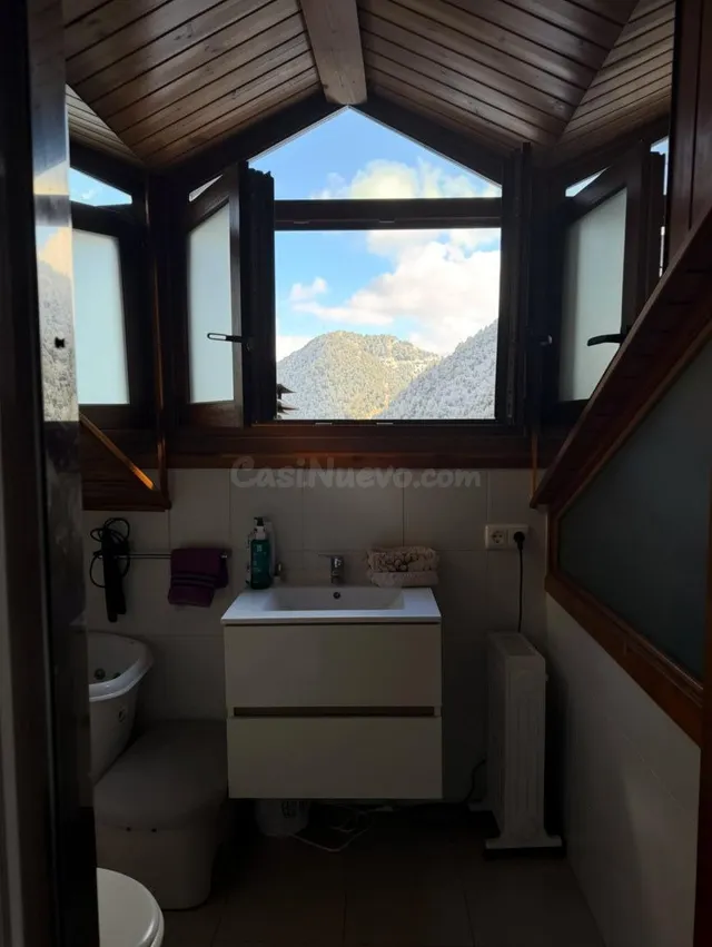 Ático de 1 habitación con vistas en Arinsal - foto 4