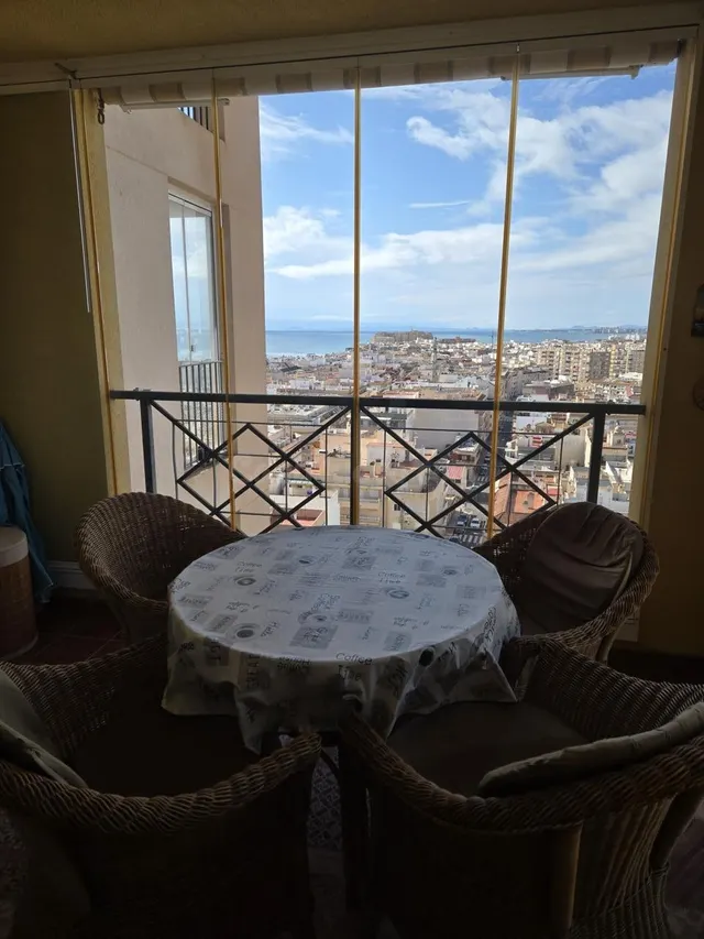 Magnifico apartamento con unas vistas increibles y piscina comunitaria — 3