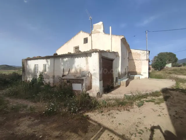 Ocasión en El Carche: Casa de campo para rehabilitar con 14. - foto 3