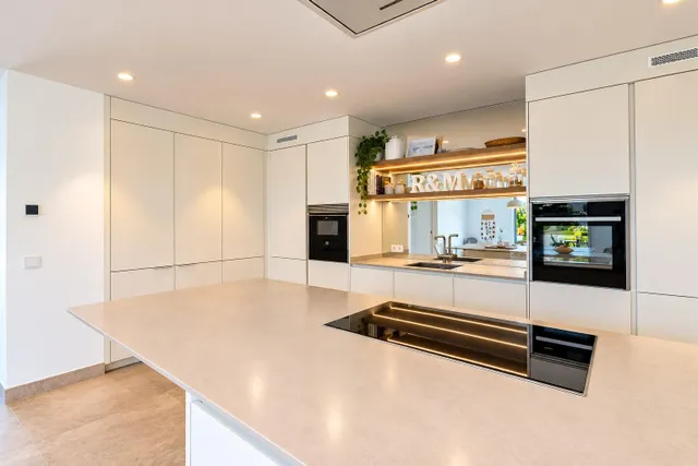 Preciosa Villa en Calviá Pueblo con Jardín y Piscina Privada — 7