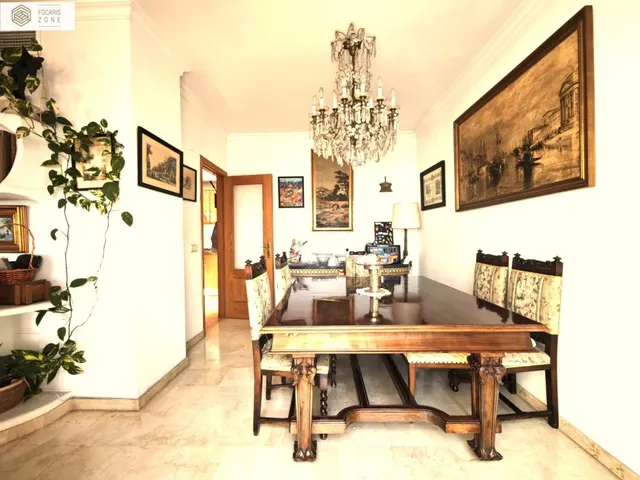 PRECIOSO CHALET PAREADO JUNTO AL MAR — 24