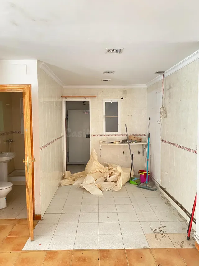 Local comercial en alquiler en La Chana, Granada — 7