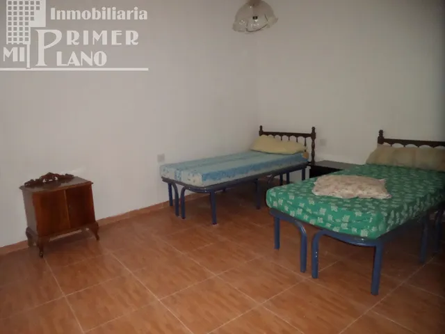 Casa 5 habitaciones 130m² en venta - Calle García Pavón — 19