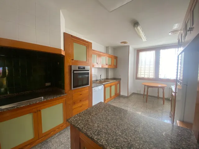 ✨ Amplio piso con gran potencial en Santa Catalina ✨ — 25
