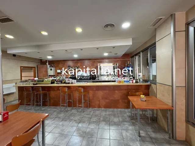SE TRASPASA BAR- RESTAURANTE TOTALMENTE EQUIPADO LISTO PARA  - foto 3