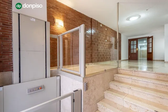 Piso reformado junto a triunfo — 19