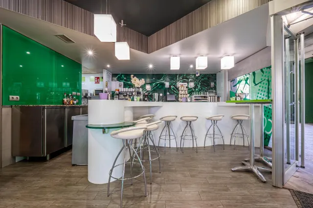 Venta de cafetería La Contraviesa de 160 m2  junto a Alcampo — 6