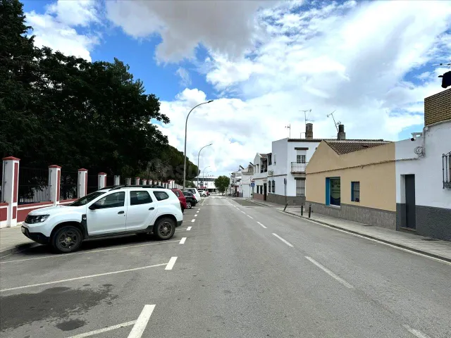 Venta vivienda en Pilas - foto 4