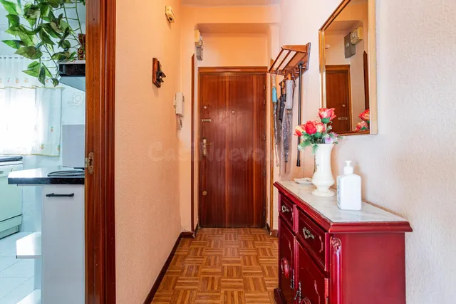 Piso en venta en Castilla - foto 3