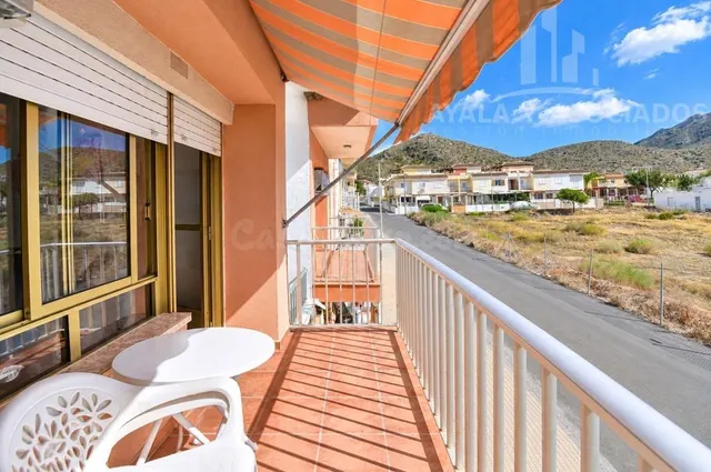 Piso en venta en la azohía, ¡a unos pasos del mar y con vistas privilegiadas! — 2