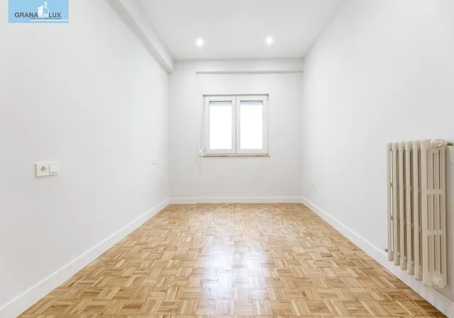 PISO DE 5 DORMITORIOS EN CALLE RECOGIDAS — 14