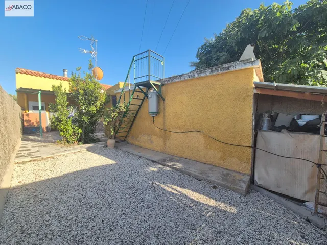 Chalet en terreno urbano — 17